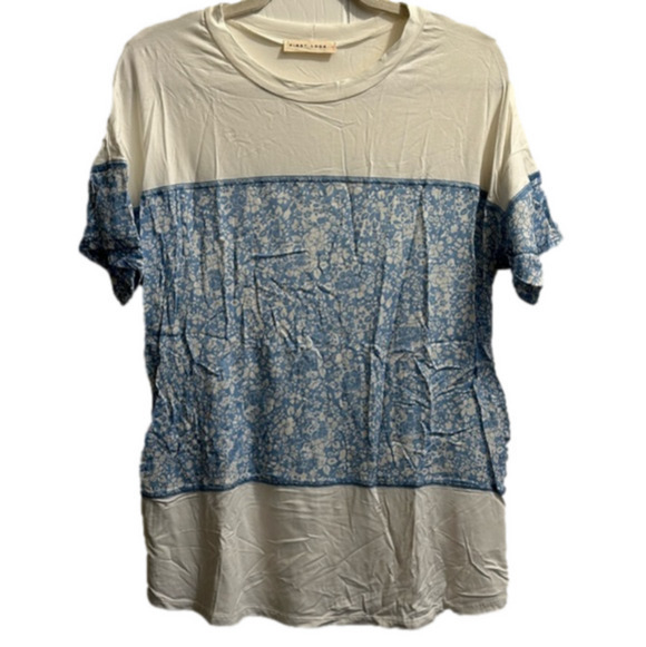 first look Tops - First Look blue floral design